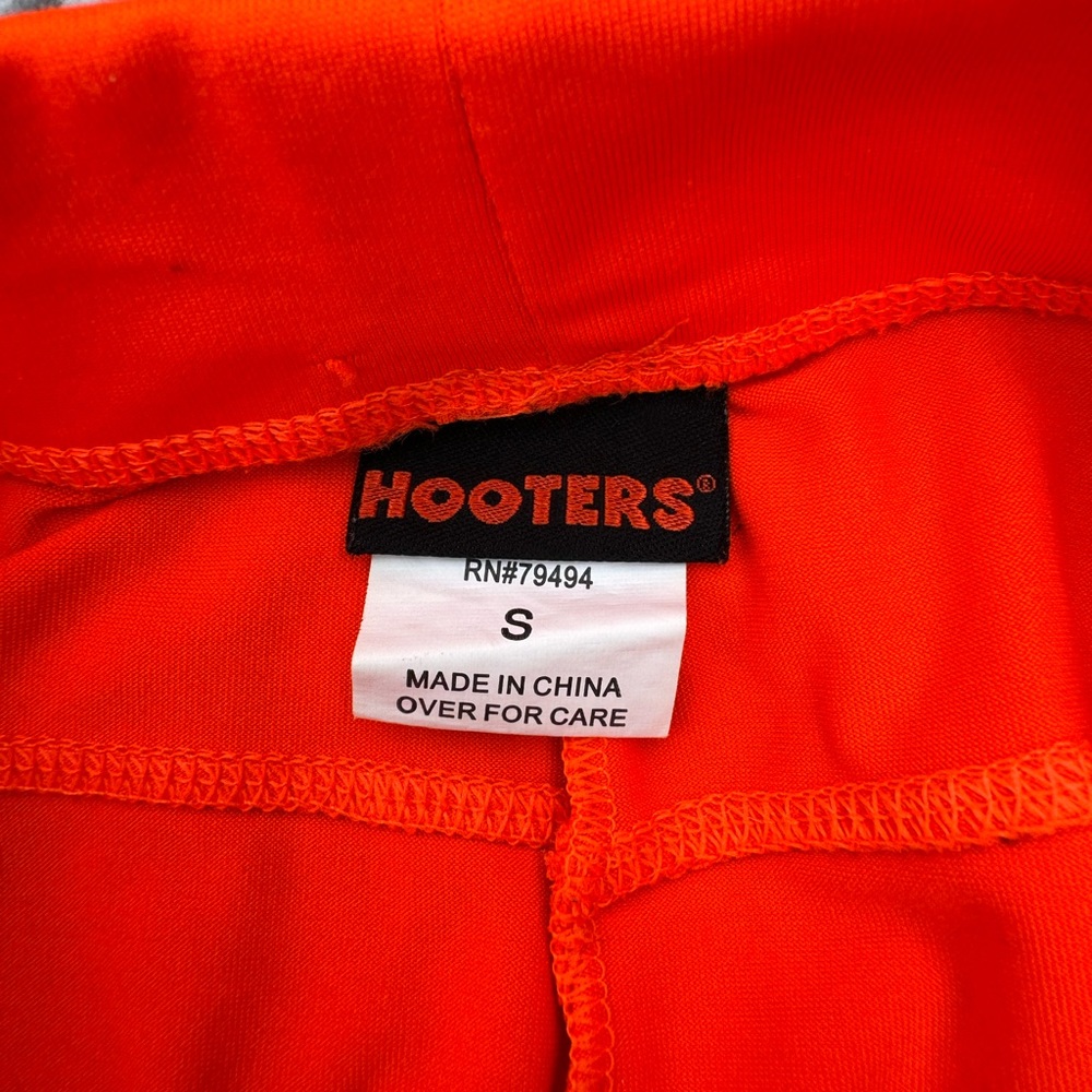 Hooters shorts - Picture 2 of 4
